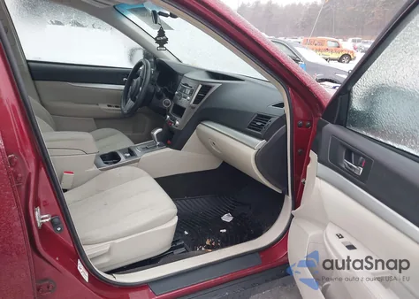 2011 Subaru Outback 2.5I z USA, uszkodzony, nr VIN 4S4BRBAC1B3432242